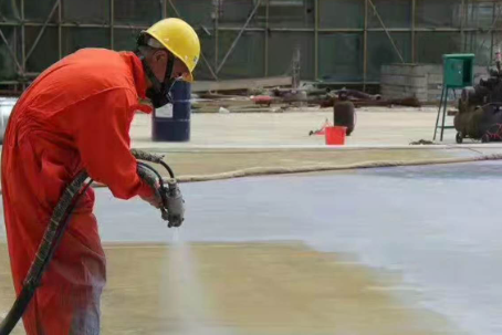 宝鸡彩色路面喷涂是一种为路面